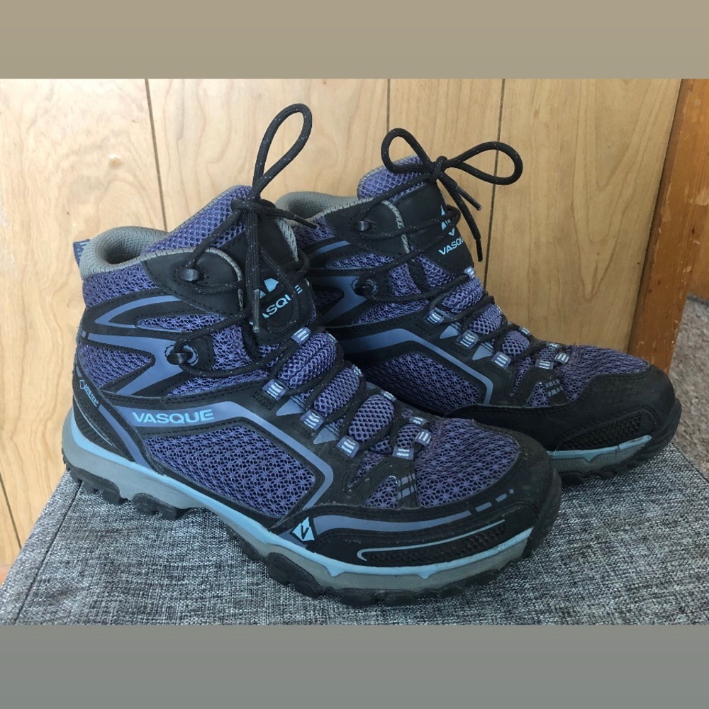 Women’s Hiking Boots